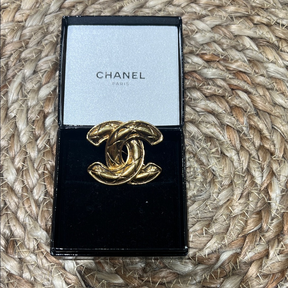 Chanel Vintage Quilted CC Brooch